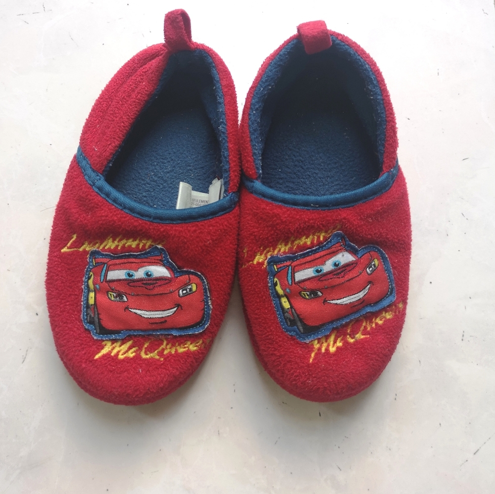 3/$10❤️Disney Racecar Lightning McQueen Toddler Soft Plush shoe slippers